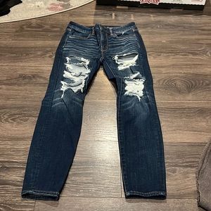 American eagle distressed high rise jegging
